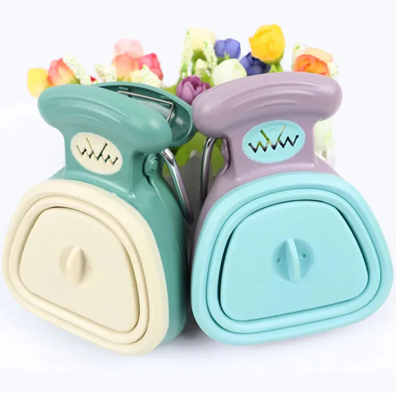Dog Pet Travel Foldable Pooper Scooper With Decomposable Bags